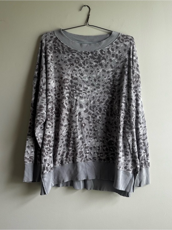aerie Sweaters - aerie Gray Leopard Print Scoop Neck Sweater